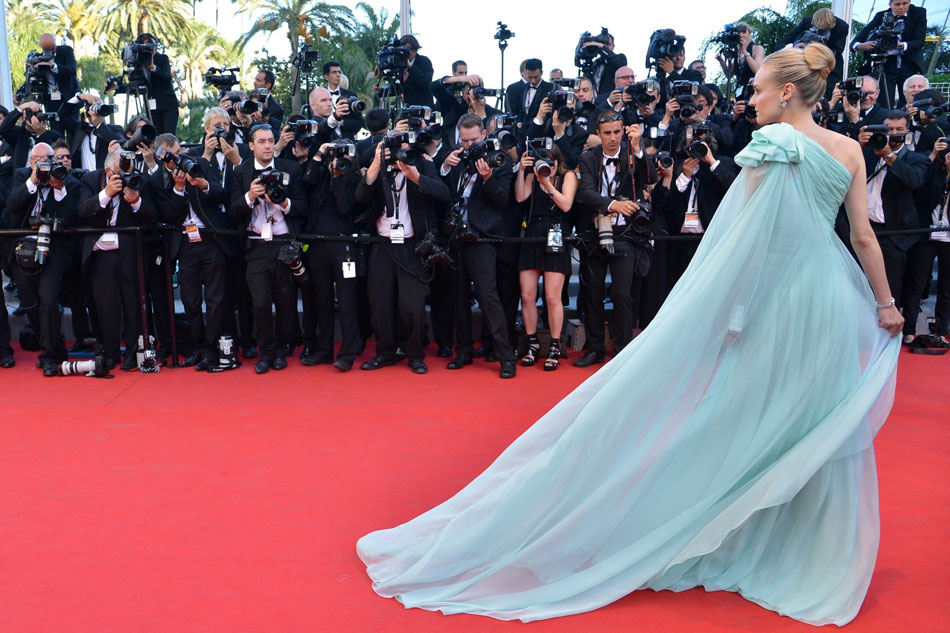 Cannes 2012 Red Carpet: Diane Kruger’s Pale Aqua Giambattista Valli Dress