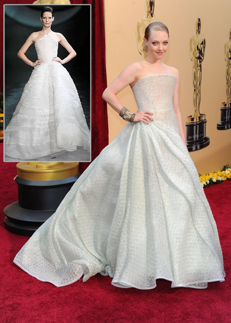 Amanda Seyfried Armani Prive dress 2010 Oscars