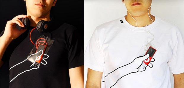 The Useful T Shirt Integrates A Pocket In Plain Sight