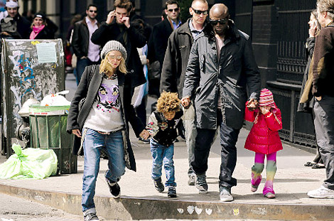 seal and heidi klum children pictures. Heidi Klum with Seal and kids