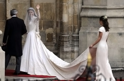kate middleton wedding dress alexander. Kate Middleton white wedding