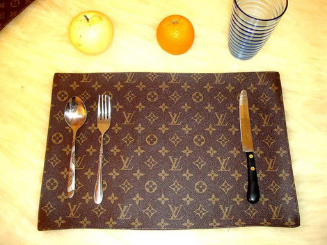 Louis Vuitton table monogram
