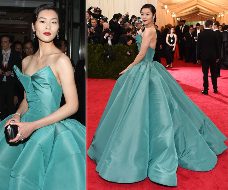 2014 Met Gala Red Carpet Liu Wen Zac Posen emerald dress