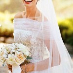 Anne Hathaway s Valentino wedding dress