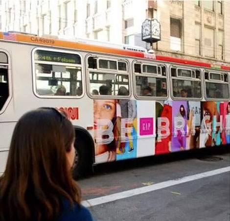 Gap Ad Pops Up On Your Mobile Phone When Near Gap Posters