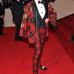 Hamish Bowles Alexander McQueen tartan suit Met gala 2011