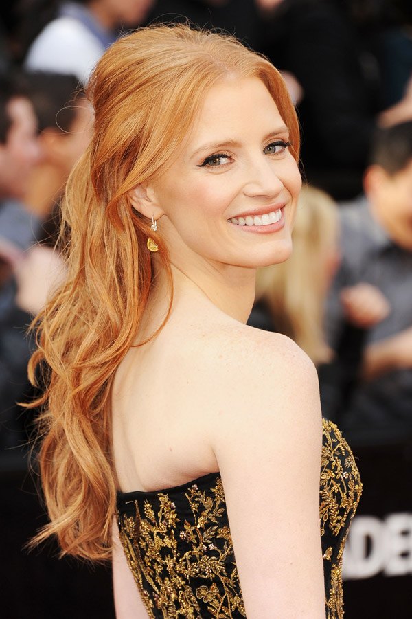 Jessica Chastain black and gold dress 2012 Oscars