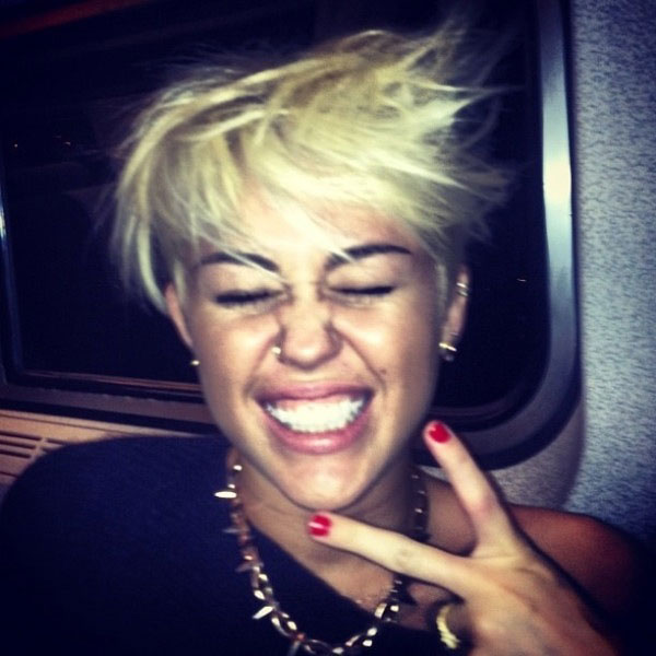 Miley Cyrus New Short Haircut