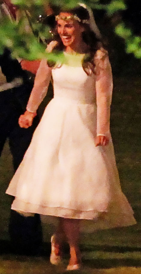 Natalie Portman s white wedding dress by Rodarte