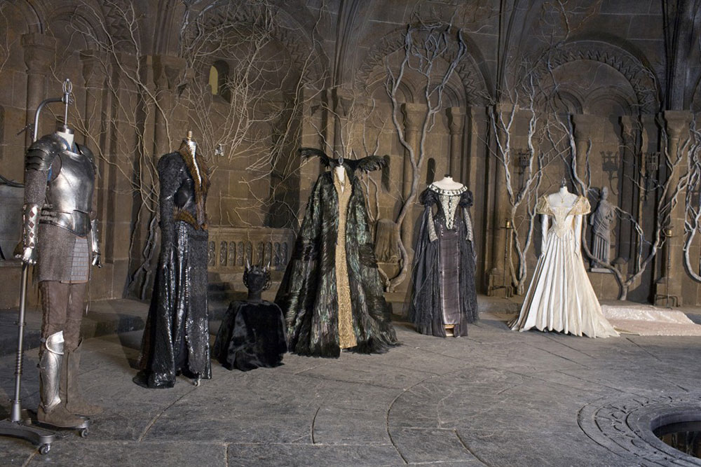 Colleen Atwood Designed Snow White And The Huntsman Costumes