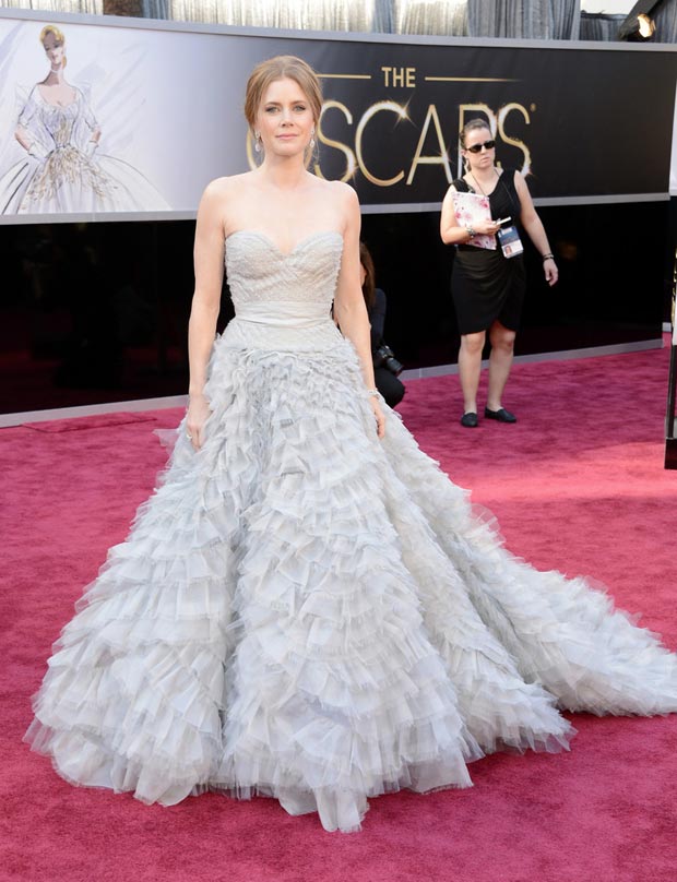 Amy Adams Oscar de la Renta light lavender dress Oscars 2013