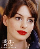 Anne Hathaway red lips