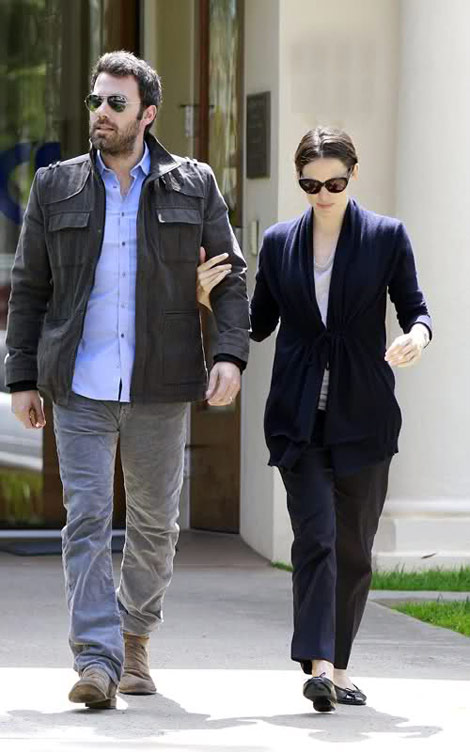 Ben Affleck Jennifer Garner walking together