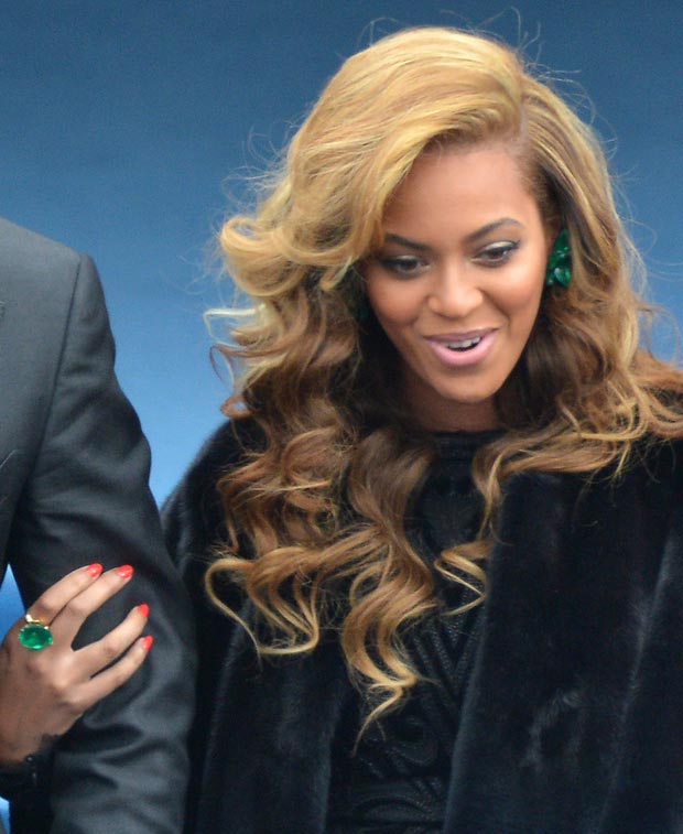 Beyonce Inauguration Day emerald green Lorraine Schwartz jewelry