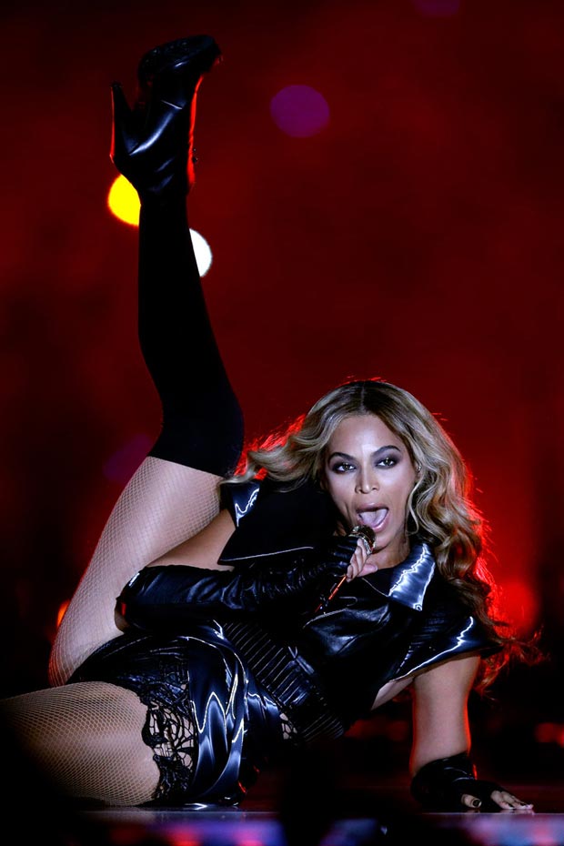 Beyonce Super Bowl Halftime stage performance booties