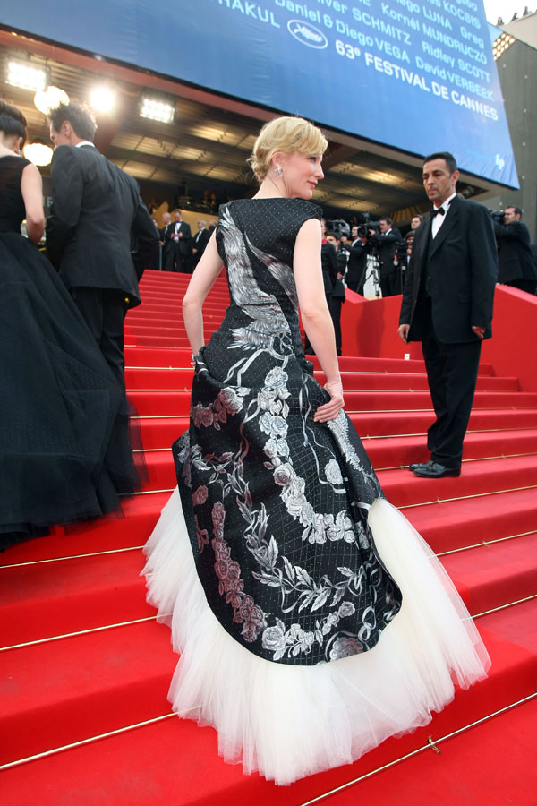 Cate Blanchett Alexander McQueen dress Cannes 2010 1