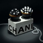 Chanel Black White cupcakes