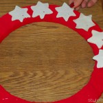 DIY Christmas wreaths place stars