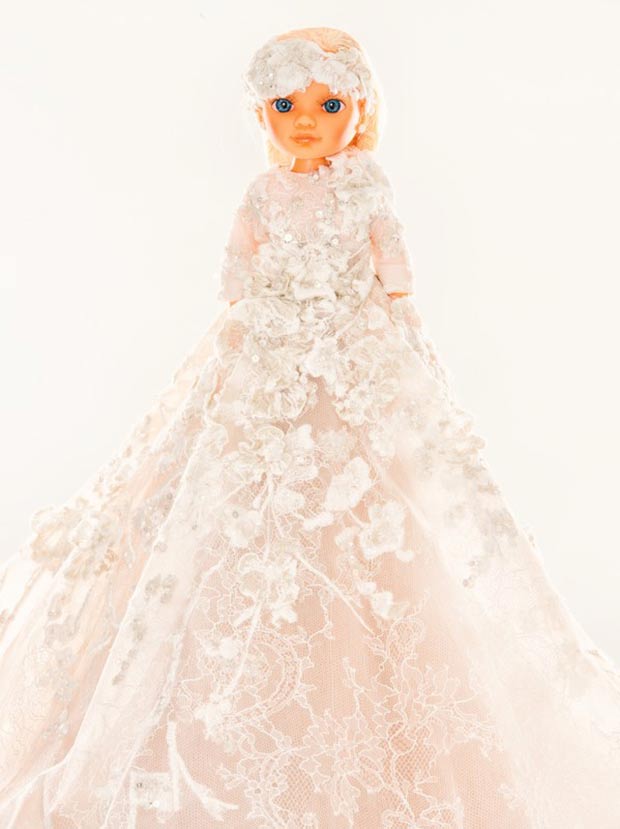 32 Fashion Designers Dolls For Charity