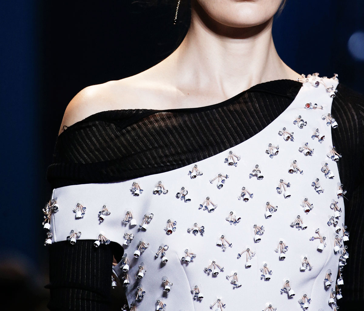 flowers details Couture ss 16 Dior