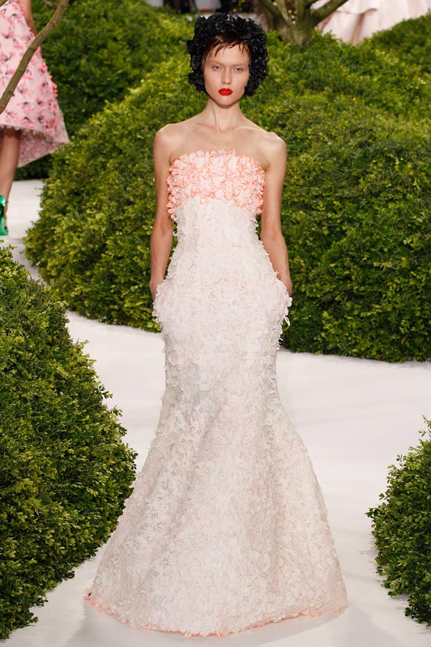 flowery white on white dress Dior Couture Spring 2013 collection