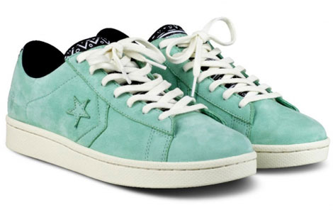 Footpatrol Converse first string pro leather sneakers