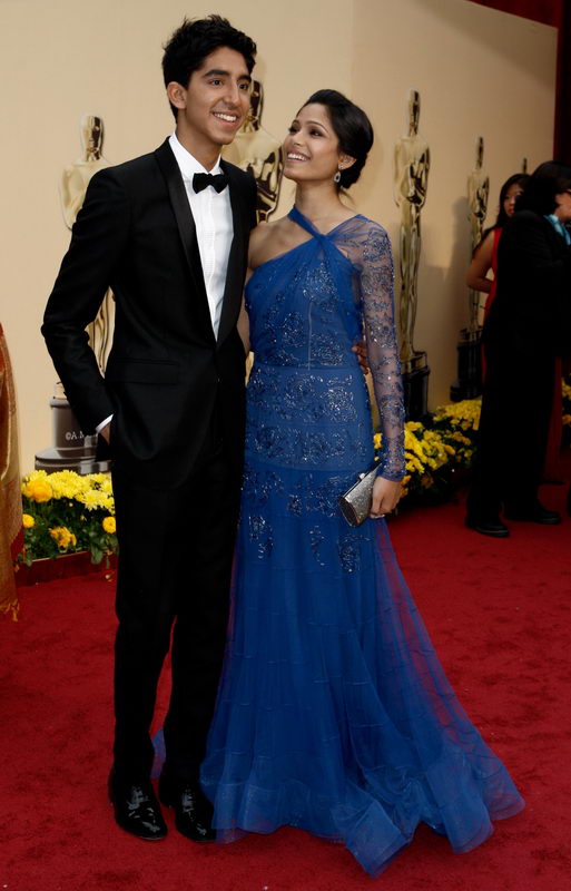 Freida Pinto In John Galliano Dress For Oscars 2009