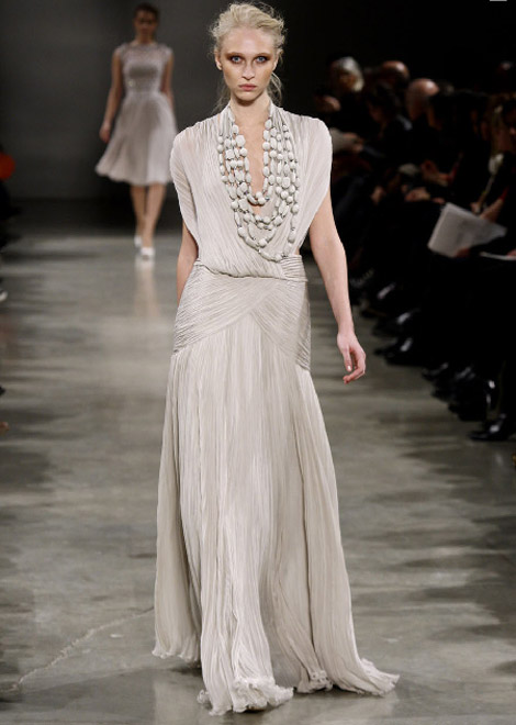 Eva Longoria’s White Hobeika Dress For 2011 SAG Awards