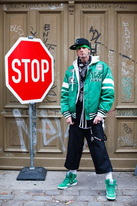 German Rapper dressed in green