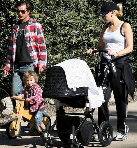 Gwen Stefani and family Marc Jacobs Bugaboo stroller
