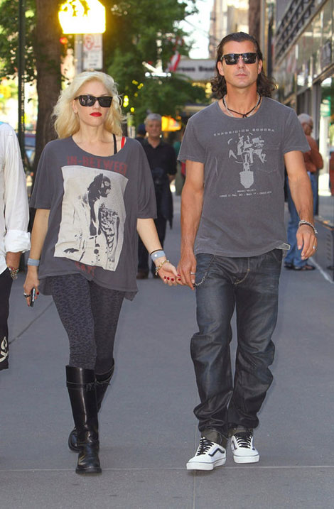 Gwen Stefani Gavin Rossdale walking