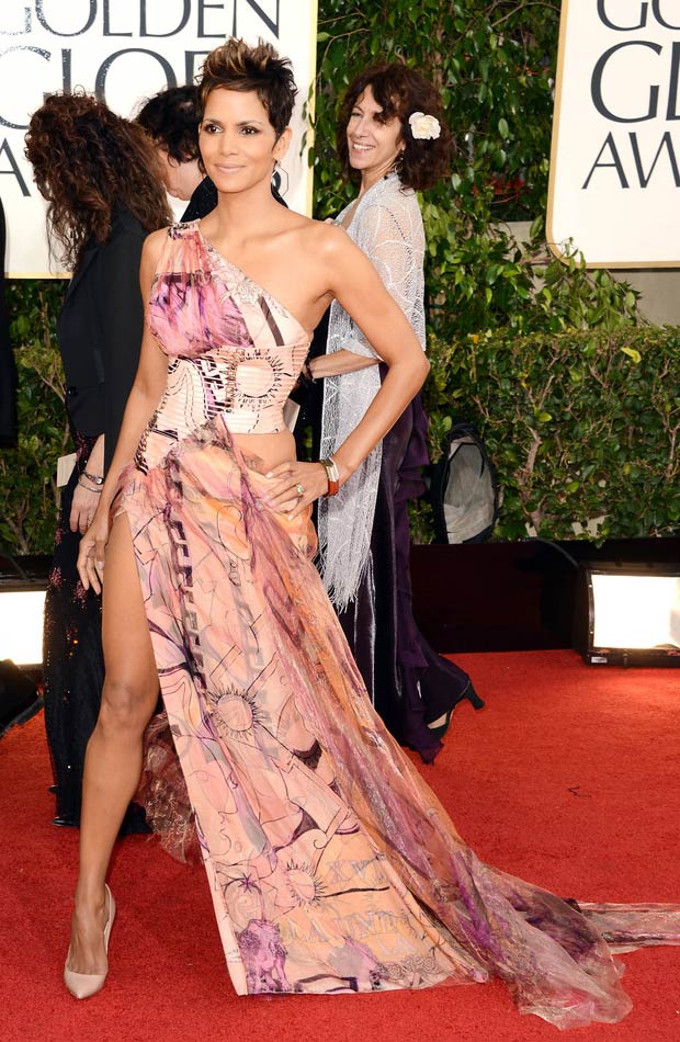 Halle Berry dramatic leg slit dress 2013 Golden Globes
