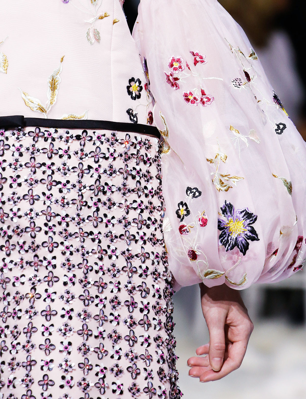 Haute Couture embroidery Giambattista Valli Spring 2016