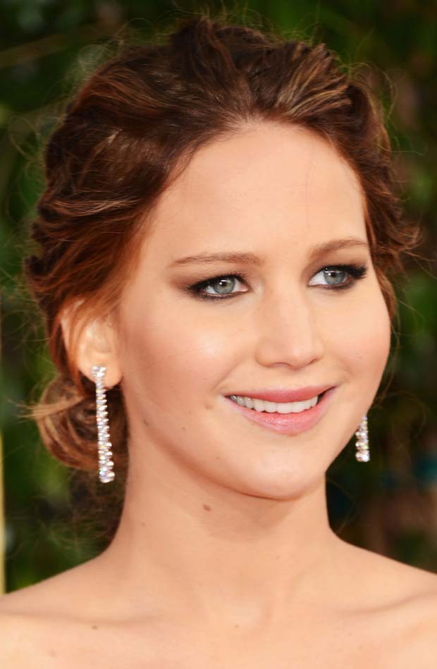 Jennifer Lawrence hair makeup jewelry 2013 Golden Globes