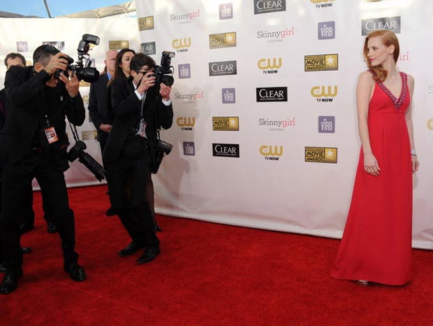 Jessica Chastain’s Prada Red Dress, Critics Choice Awards 2013
