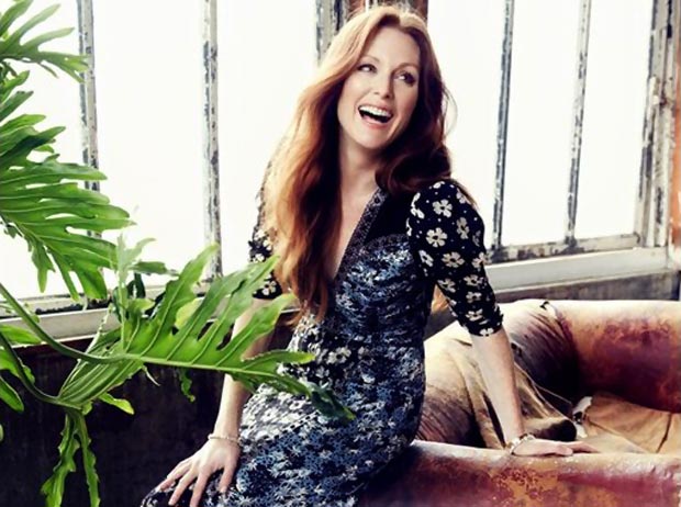 Julianne Moore aging and kids issues