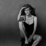 julianne moore pirelli lindbergh