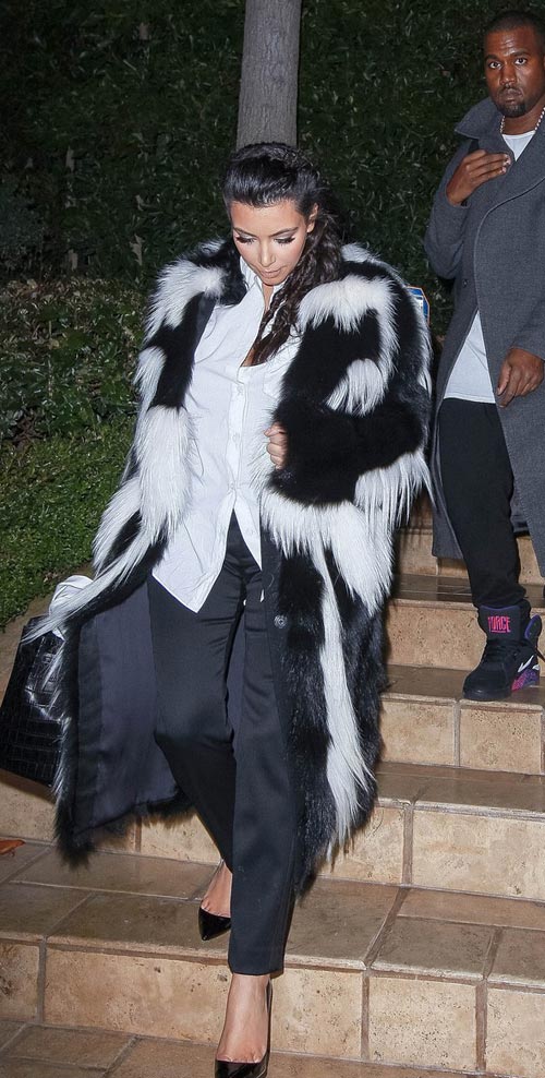 Kim Kardashian pregnant fur coat