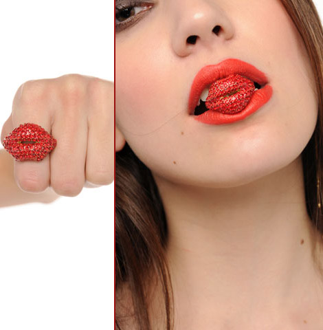 Kiss me Red Crystal Ring