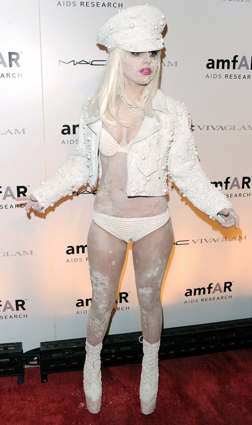 Lady Gaga amFar 2010 1