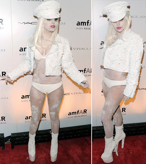 Lady Gaga amfar Gala 2010