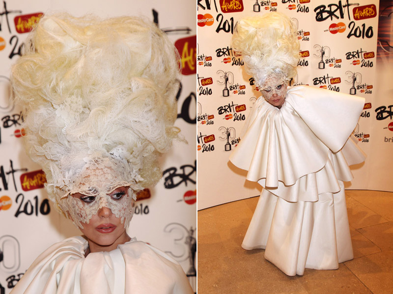 Lady Gaga Brits 2010 3