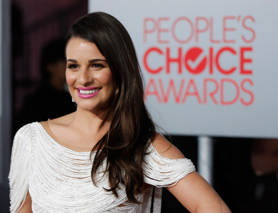 Lea Michele s white Marchesa dress People s choice Awards 2012