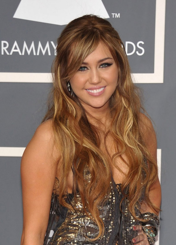 Miley Cyrus Animal print Roberto Cavalli dress Lorraine Schwartz jewelry 2011 Grammy Awards 2