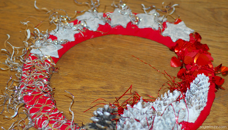 stars and pinecones Christmas wreath