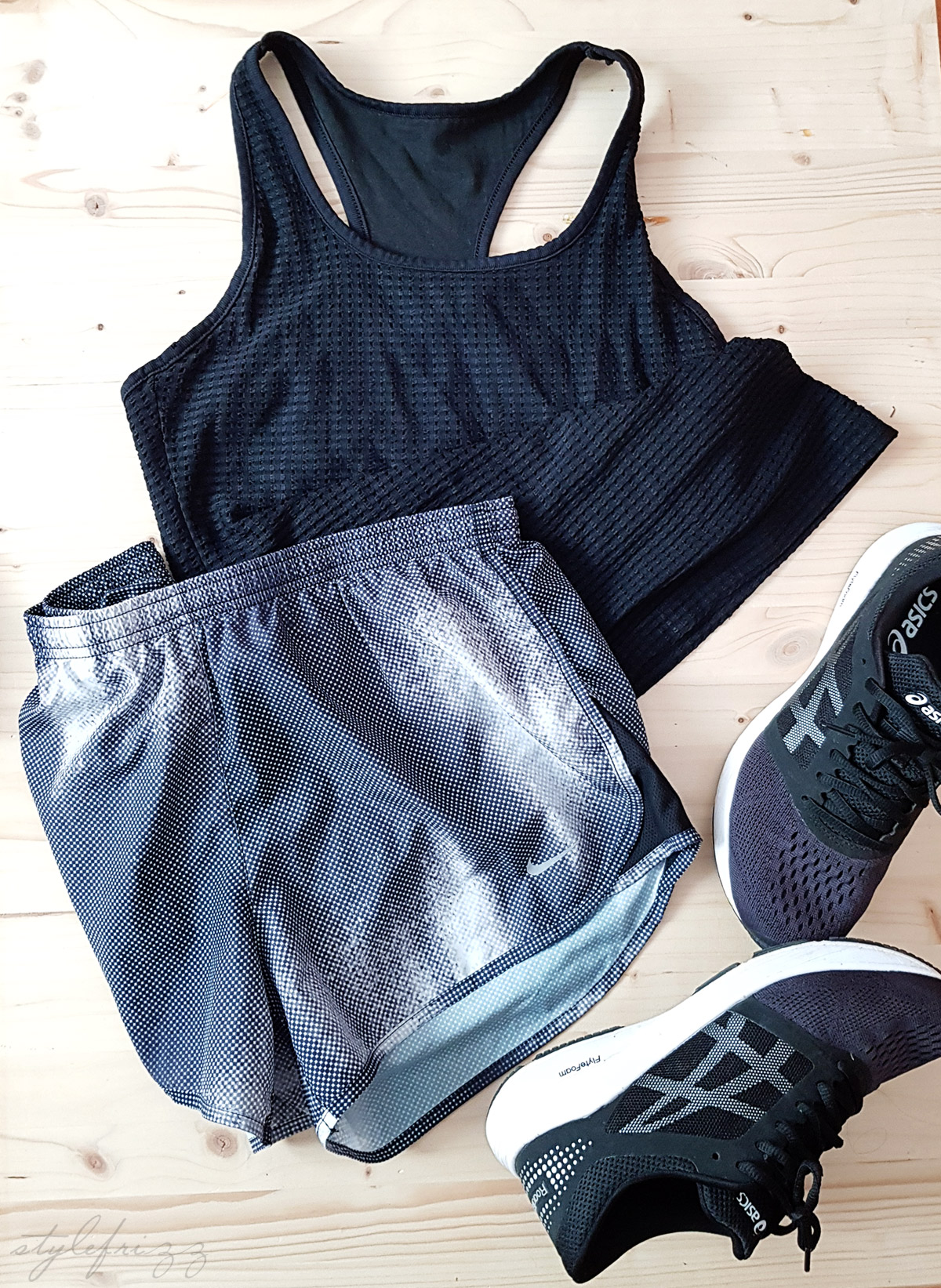 stylish running outfit