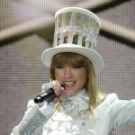 Taylor Swift looks like Shania Twain 2013 Grammy stage