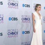 Taylor Swift s daring Ralph Lauren white dress People s Choice Awards 2013