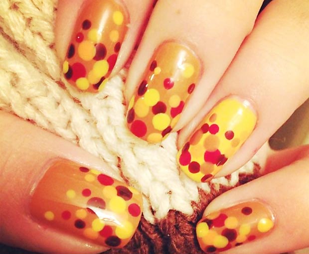 Thanksgiving yellow dotted fall nails