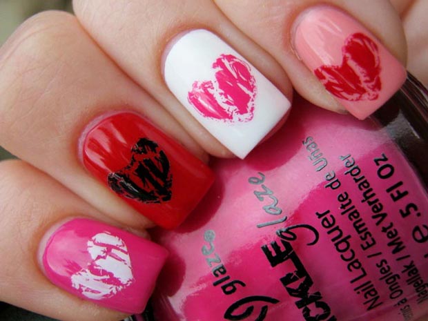 Valentines day nails crakled hearts